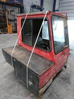 Liebherr LTM 1035 lower cabin