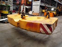 Krupp KMK 5110 counterweight 5,8 ton