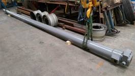 Liebherr LTM 1045-3.1 telescopic cylinder single
