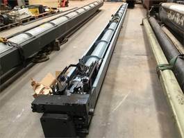 Liebherr LTM 1100-5.2 telescopic cylinder
