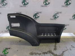 Iveco HIWAY 504103313 INSTAPKAST RECHTS  EURO 6