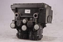 Mercedes-Benz Brake System Achteras EBS modulator MB MP4