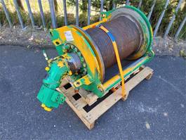 Liebherr LTM 1040-2.1 winch