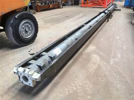 Liebherr LTM 1100-5.1 Telescopic boom cylinder