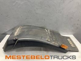 Iveco Spatbord links