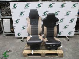 MAN 81.62307-6531//81.62307-6558 STOELEN SET compleet met stuur en deur paneel MAN TGX 18 420 NIEUWE MODEL EURO 6