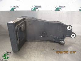 Mercedes-Benz A 960 666 09 10 HOEK STEUN FRONT ACTROS MP4 2021