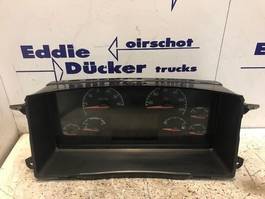 Volvo 20455501 INSTRUMENT CLUSTER FH2
