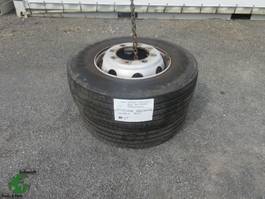 Firestone 285/70R19,5 145/143  M+S BANDEN MET STAAL WIEL  VOORAS
