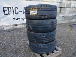 Continental / Michelin 245/45 R19