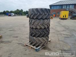 BKT 405/70-20 Tyre (4 of)