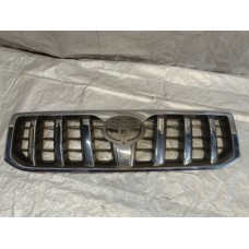 Решетка радиатора toyota land cruiser fj120 53111- 60490