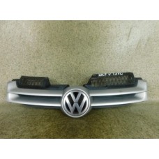 Решетка радиатора volkswagen golf v 1k0853653 la7w