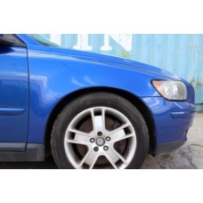 Крыло правый перед volvo s40 ii v50 476- 00