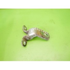 Петля правый перед нижняя 1d0 toyota celica vii 99- 02