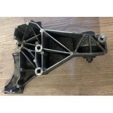 Audi rs6 c5 4, 2 bcy кронштейн 077121235f