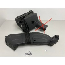 Корпус воздушного фильтра audi s4 b6 b7 079133837j