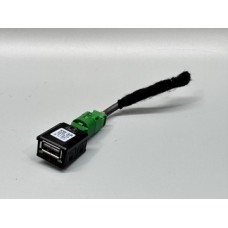 Audi a4 b9 a5 f5 8w port usb вилка 5q0035726