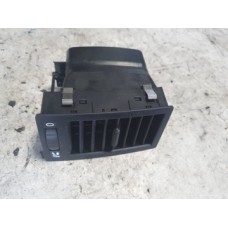 Решетка печкой левая vw t5 multivan 7h5815705a