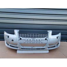 Audi a4 b7 2004- бампер перед оригинал. c374