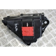 Корпус предохранителей mercedes w463/ 4 a4635402802