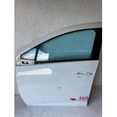 Дверь левый перед renault zoe dv369